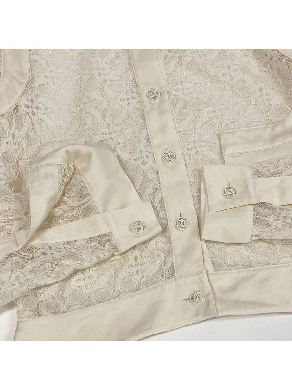 Chanel brand color